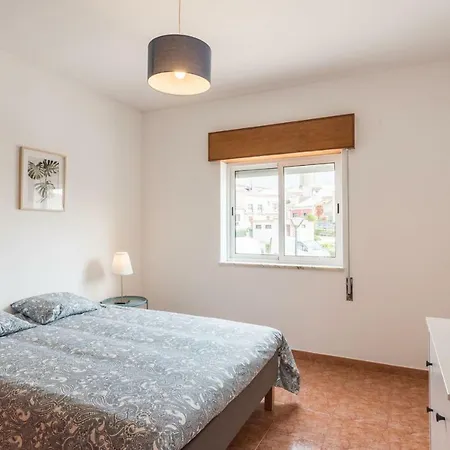 Lovelystay - 3 Bedroom In