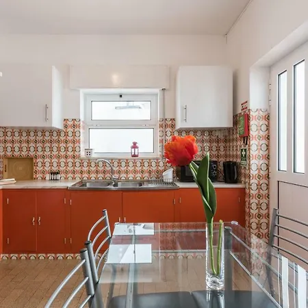 Lovelystay - 3 Bedroom In